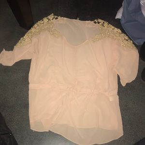 Women’s sheer top sz large blush color